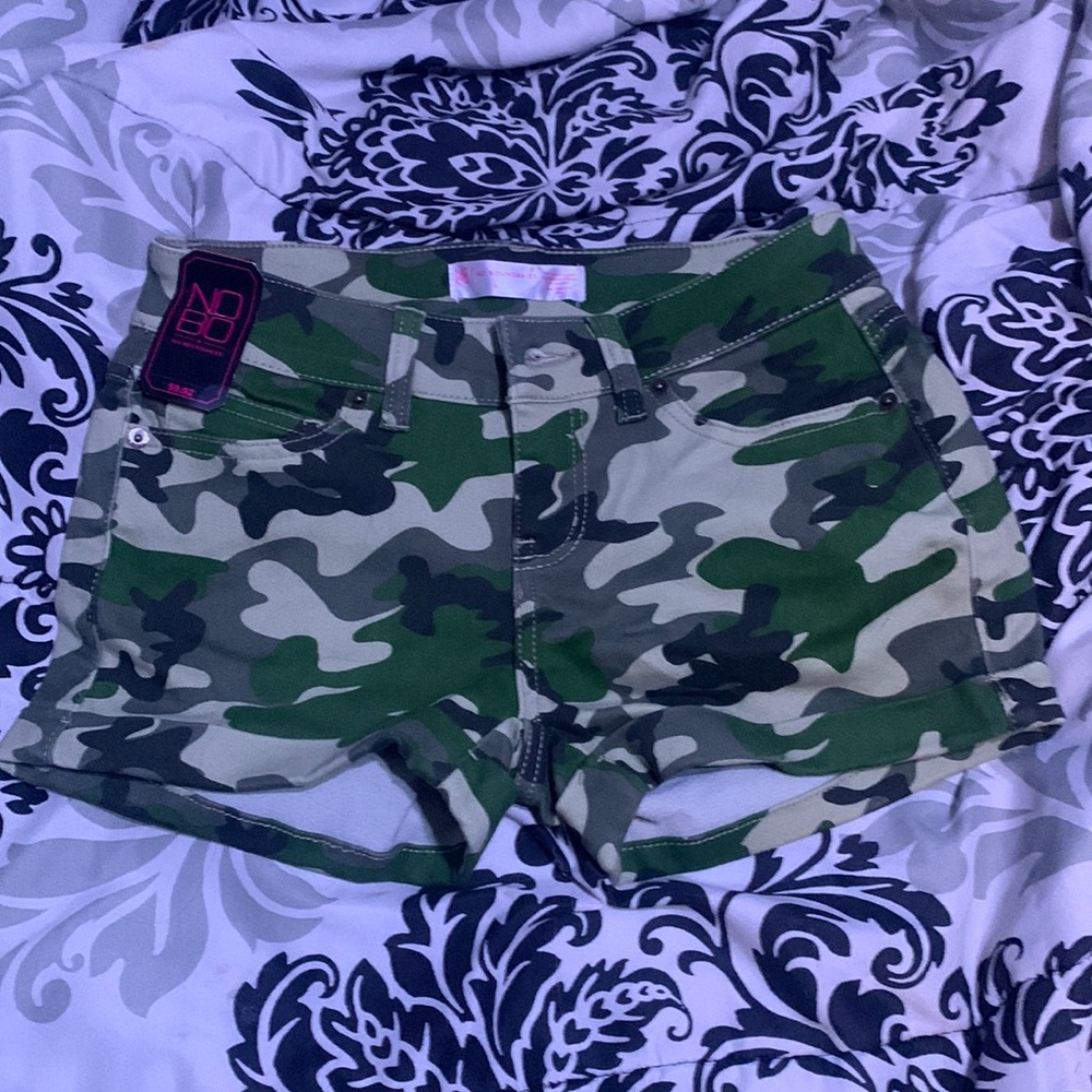 camo shorts